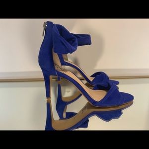 Vince Camuto Sandals